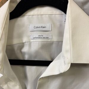 Calvin Klein Men's Cream Slim Fit Dress Shirt